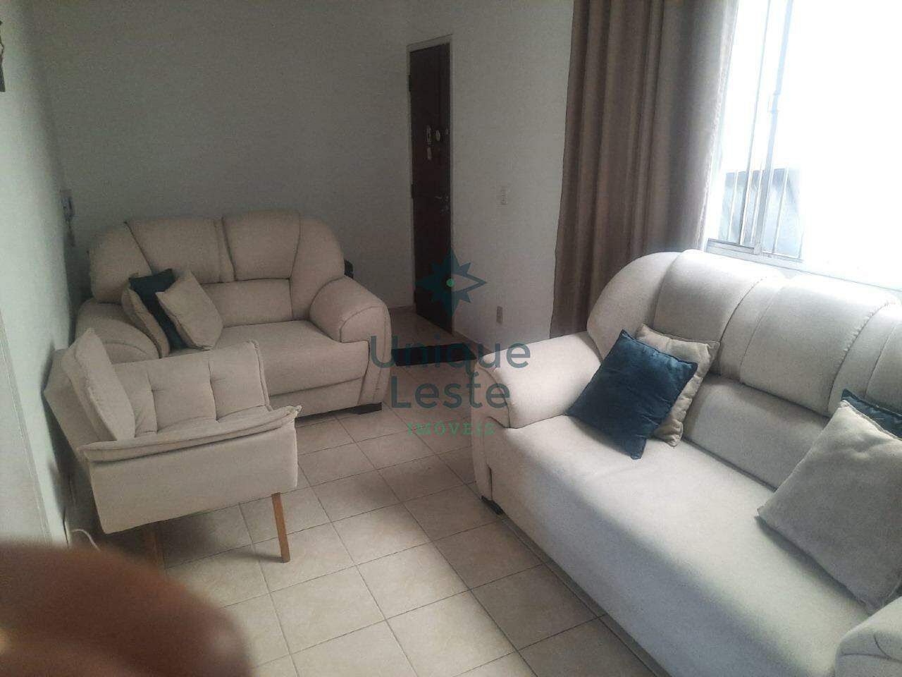 Apartamento à venda com 3 quartos, 80m² - Foto 2