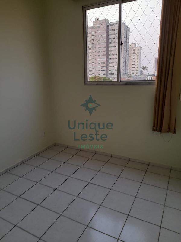 Apartamento à venda com 3 quartos, 80m² - Foto 4