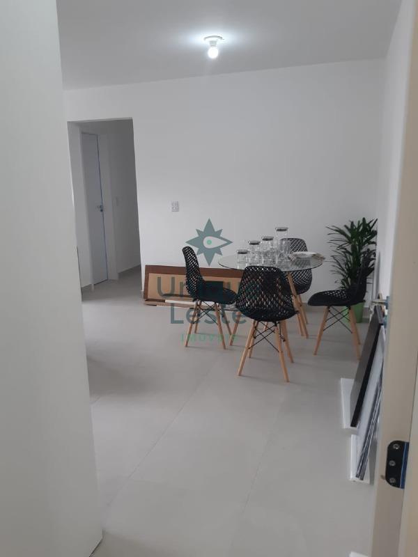 Apartamento à venda com 2 quartos, 51m² - Foto 2