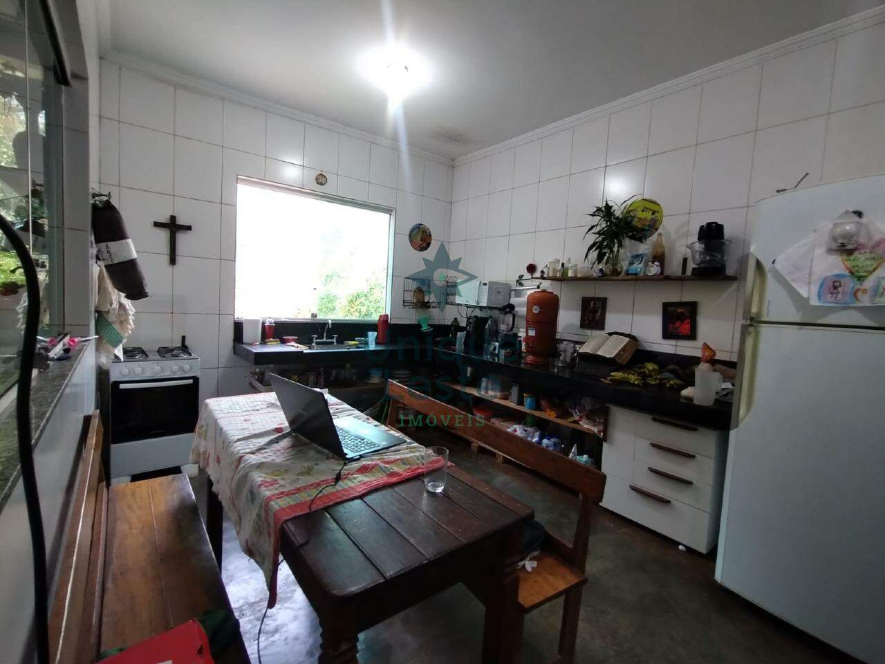 Casa à venda com 4 quartos, 1500m² - Foto 10