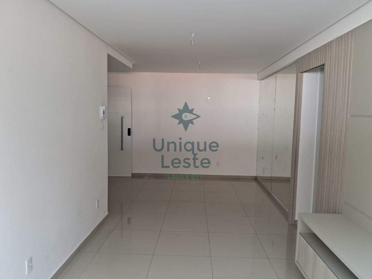 Apartamento à venda com 3 quartos, 96m² - Foto 7