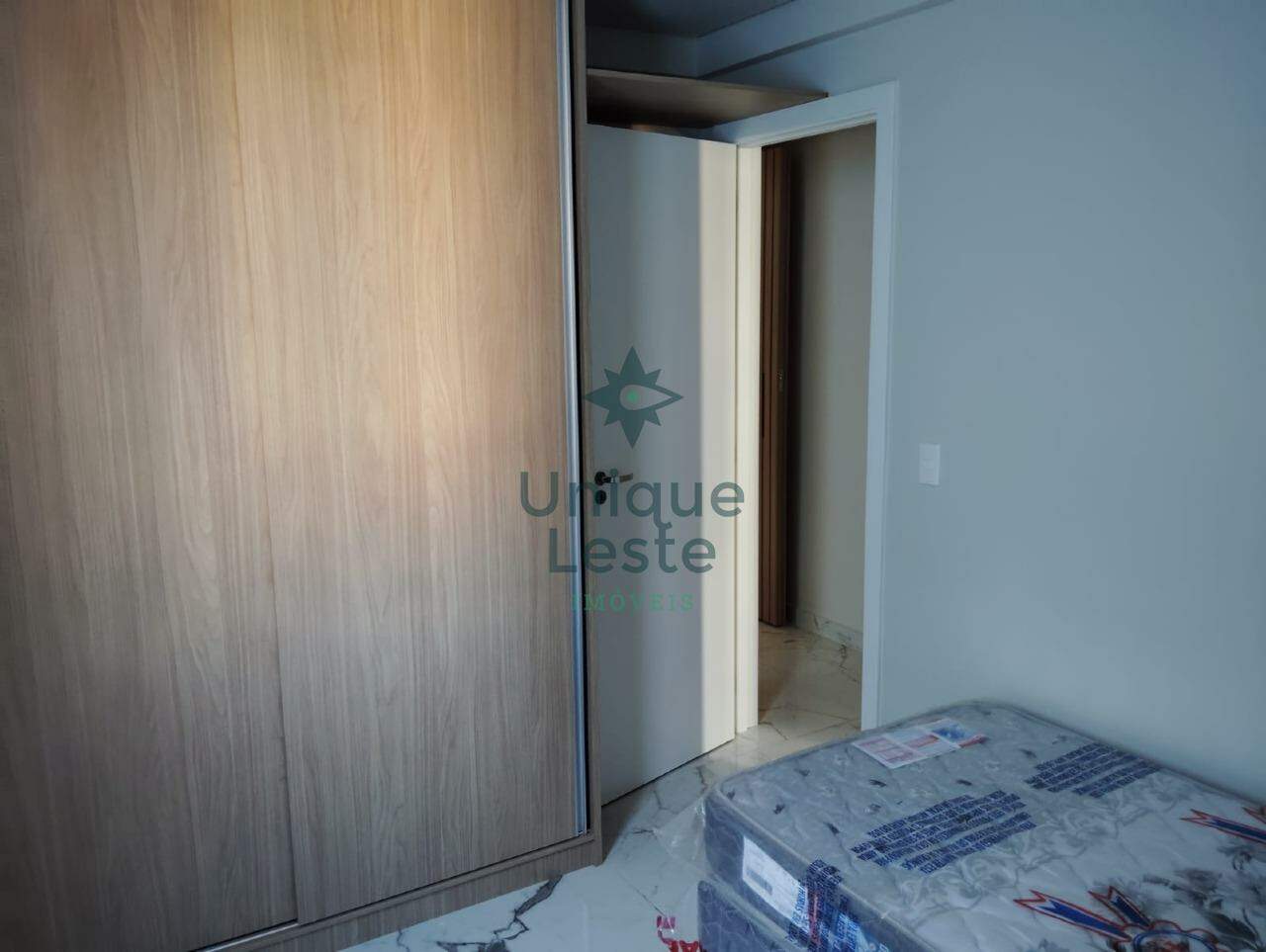 Apartamento à venda com 2 quartos, 57m² - Foto 19