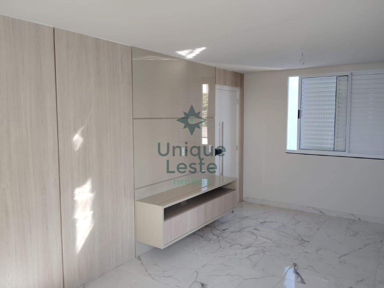 Apartamento à venda com 2 quartos, 57m² - Foto 1