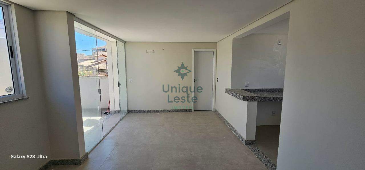 Apartamento à venda com 3 quartos, 110m² - Foto 2