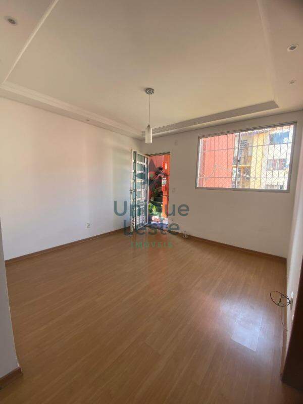 Apartamento à venda com 2 quartos, 43m² - Foto 2