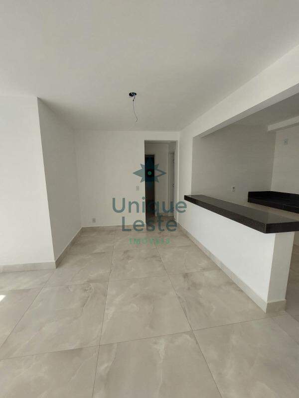 Apartamento à venda com 3 quartos, 77m² - Foto 7