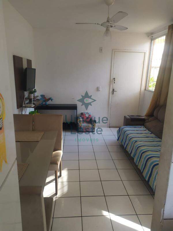 Apartamento à venda com 2 quartos, 47m² - Foto 2