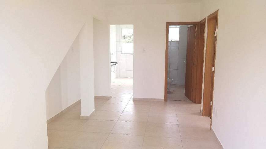 Apartamento à venda com 2 quartos, 66m² - Foto 4