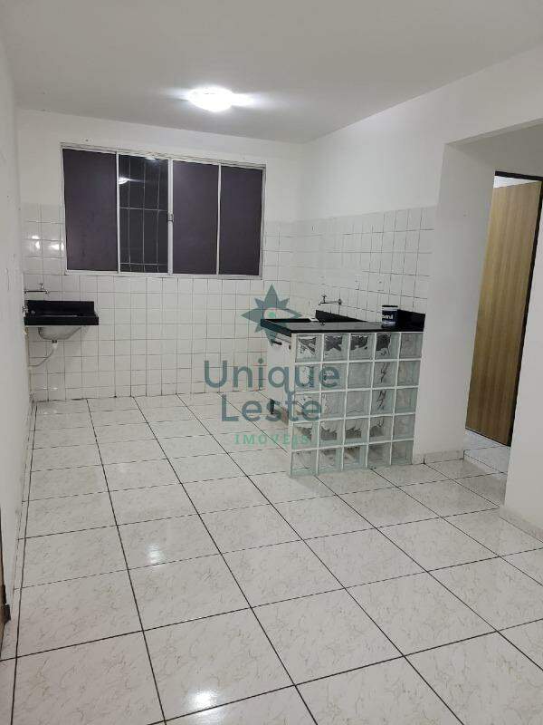 Apartamento à venda com 2 quartos, 43m² - Foto 11