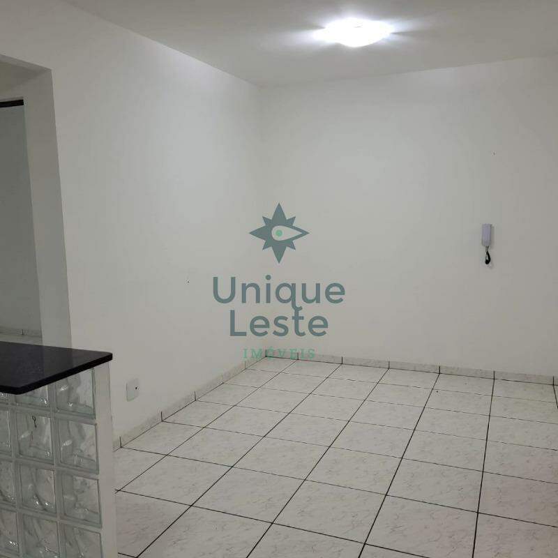 Apartamento à venda com 2 quartos, 43m² - Foto 4