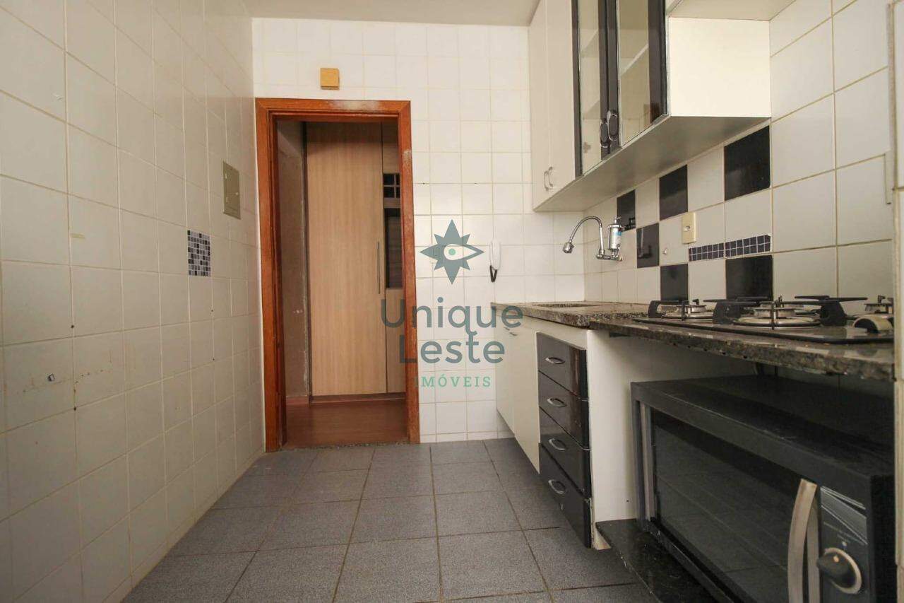 Apartamento à venda com 3 quartos, 60m² - Foto 13