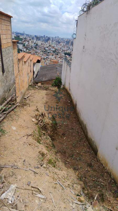 Terreno à venda, 150m² - Foto 1