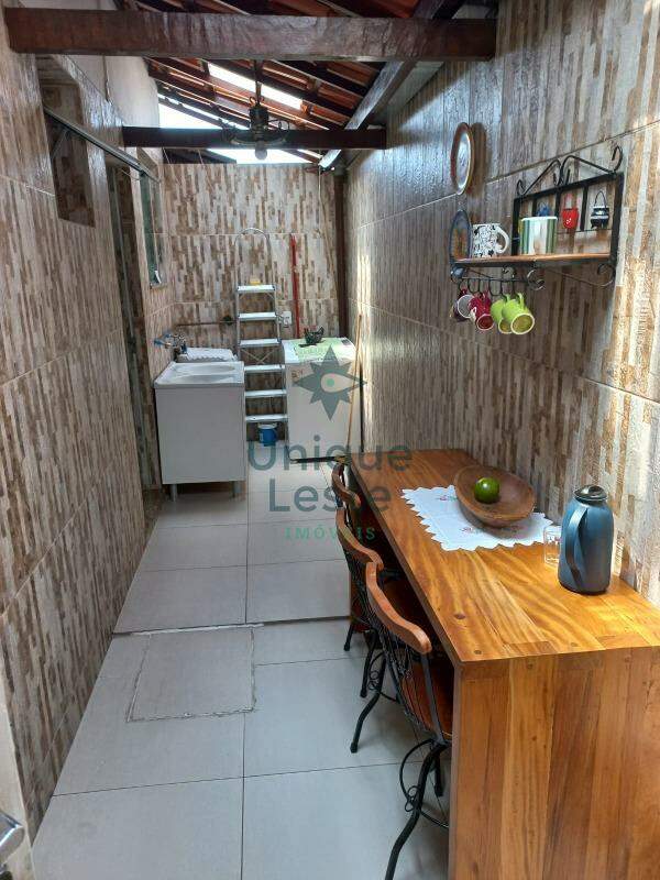 Casa à venda com 2 quartos, 48m² - Foto 14