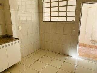 Apartamento à venda com 2 quartos, 80m² - Foto 9