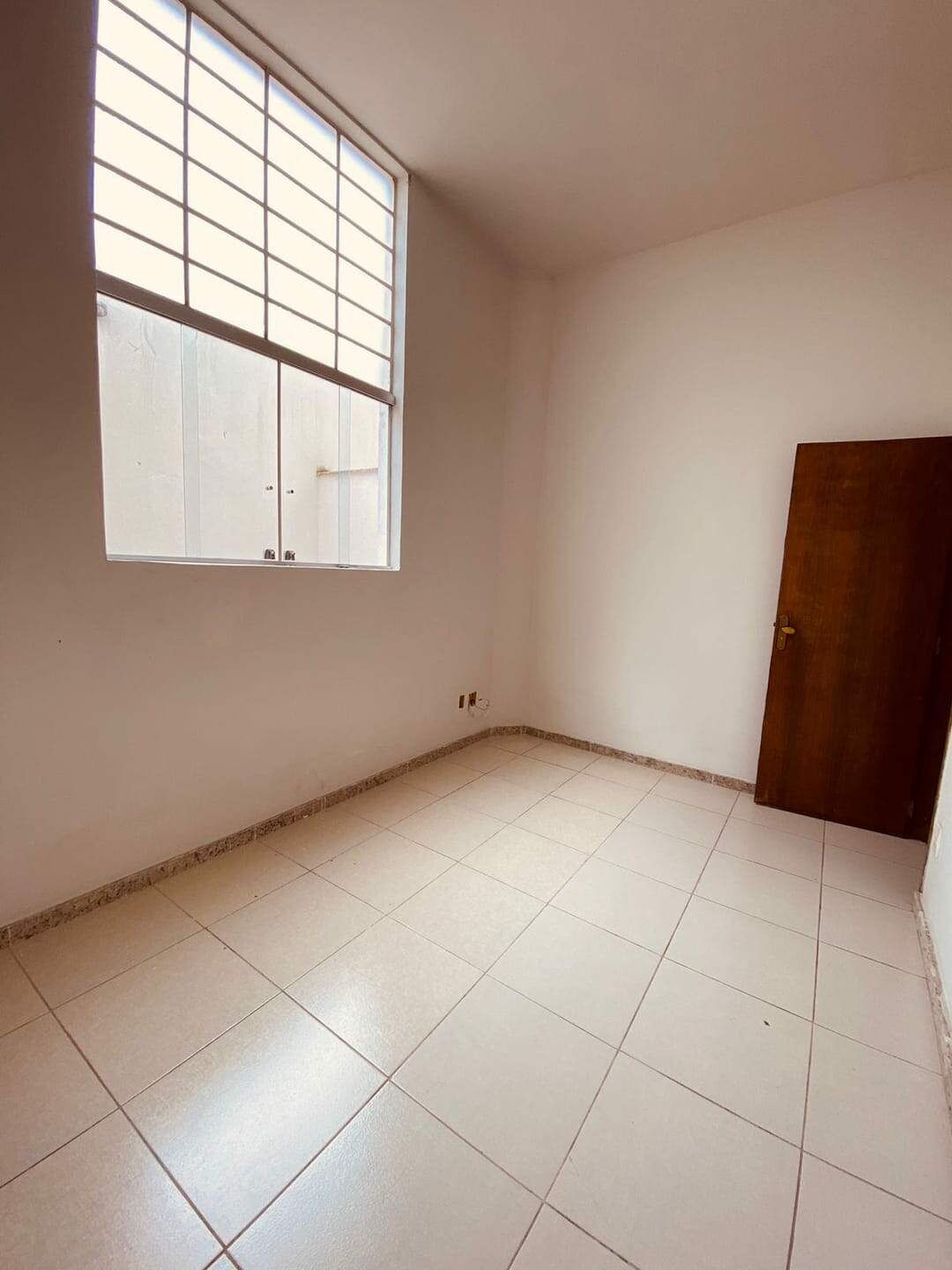 Apartamento à venda com 2 quartos, 80m² - Foto 22