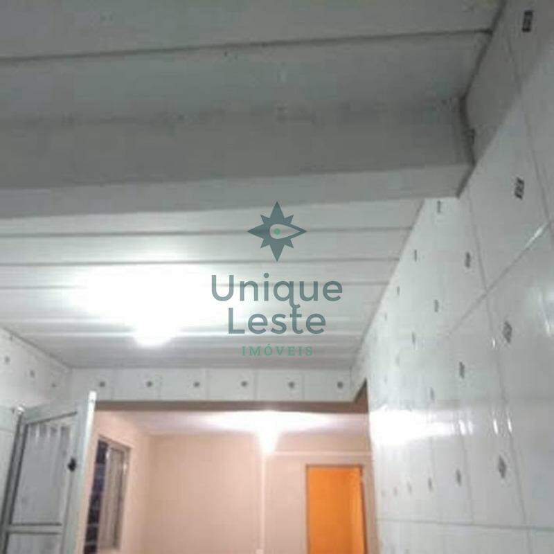 Casa à venda com 6 quartos, 360m² - Foto 2