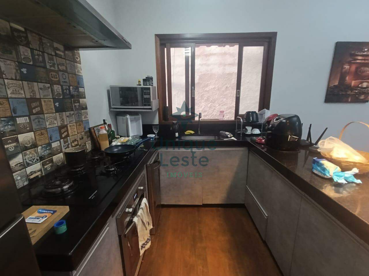 Casa à venda com 2 quartos, 360m² - Foto 10