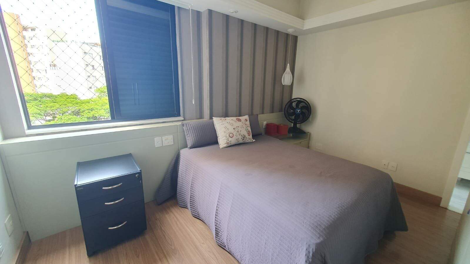 Apartamento à venda com 4 quartos, 216m² - Foto 20