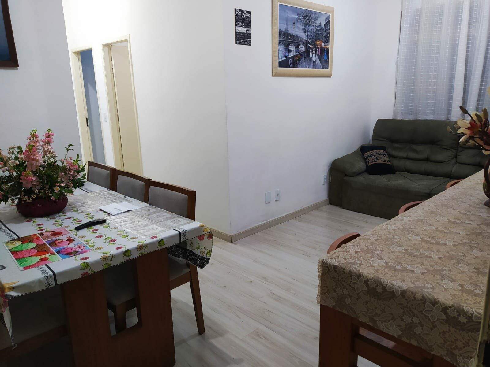 Apartamento à venda com 3 quartos, 67m² - Foto 2