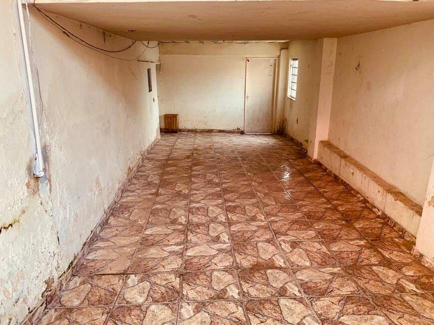 Casa à venda com 3 quartos, 200m² - Foto 3