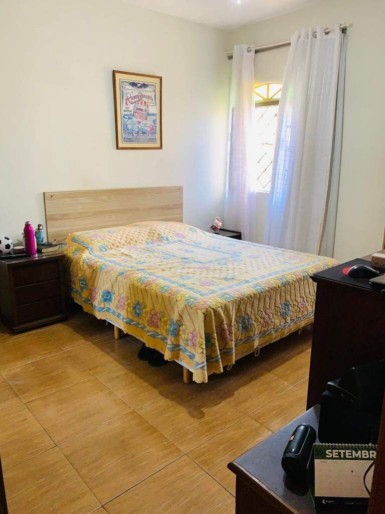 Casa à venda com 5 quartos, 180m² - Foto 7