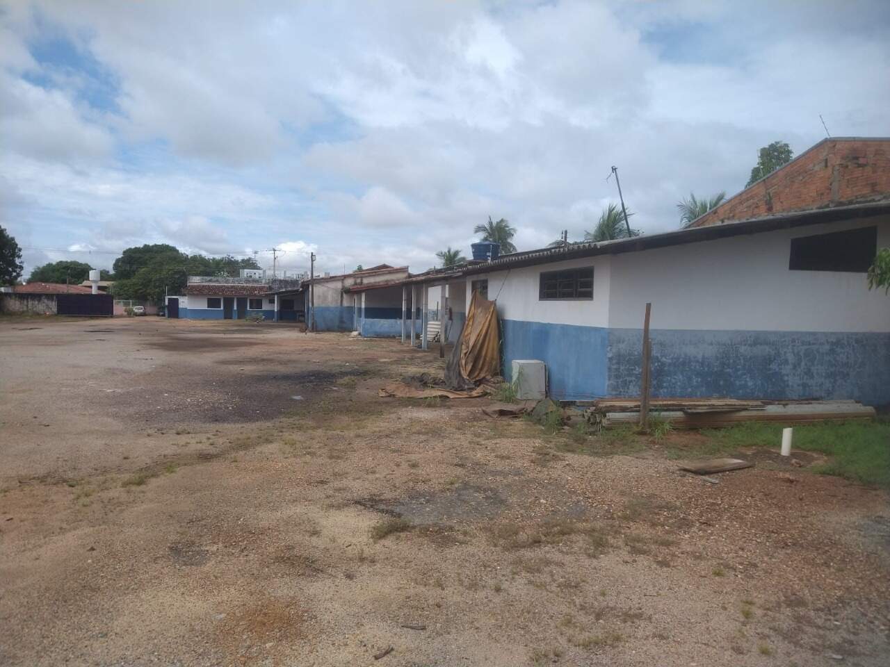 Lote à venda no 112 sul: 