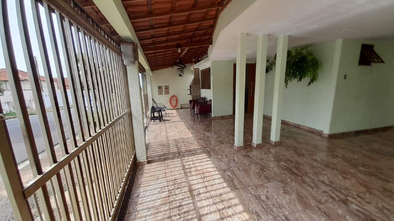 Casa a venda no bairro centro