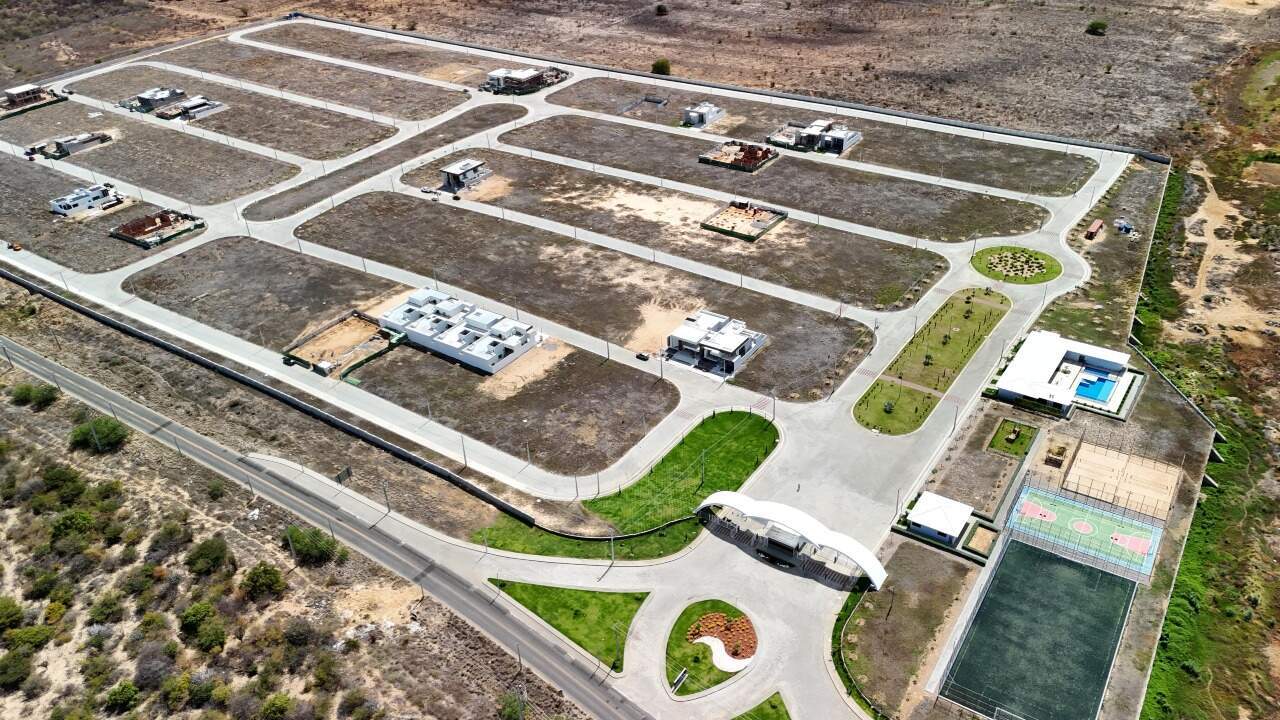 Lote em condomínio à venda no Vila Eduardo: 