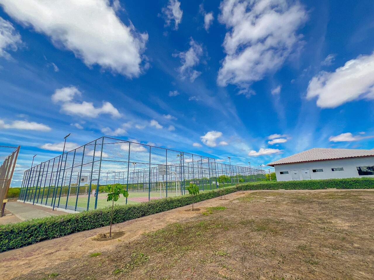 Lote em condomínio à venda no Vila Eduardo: 