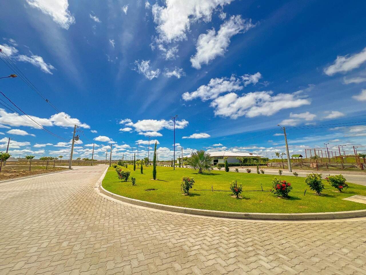 Lote em condomínio à venda no Vila Eduardo: 