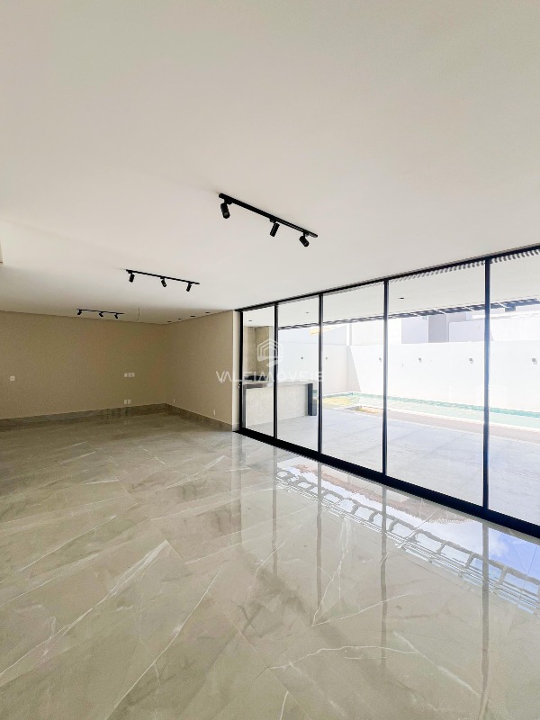 Casa em Condomínio à venda no Cidade Universitária: 