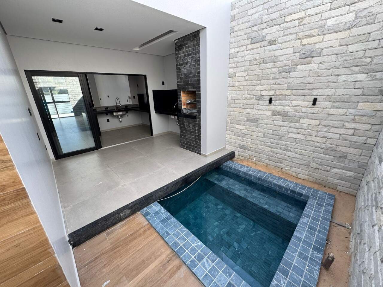Casa em condomínio à venda no Boa Esperança: 