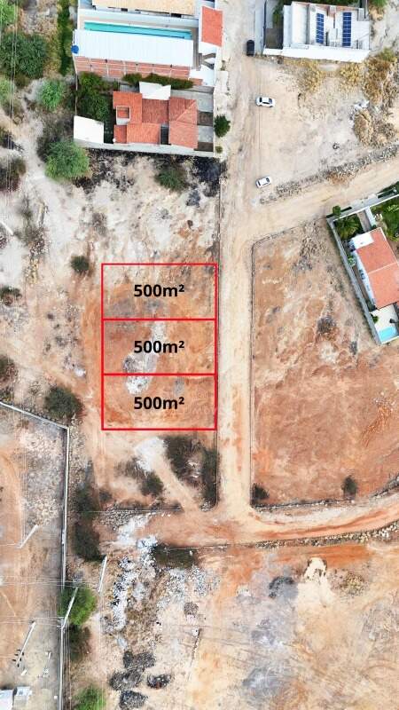 Terreno à venda no Loteamento Monte Carmelo: 