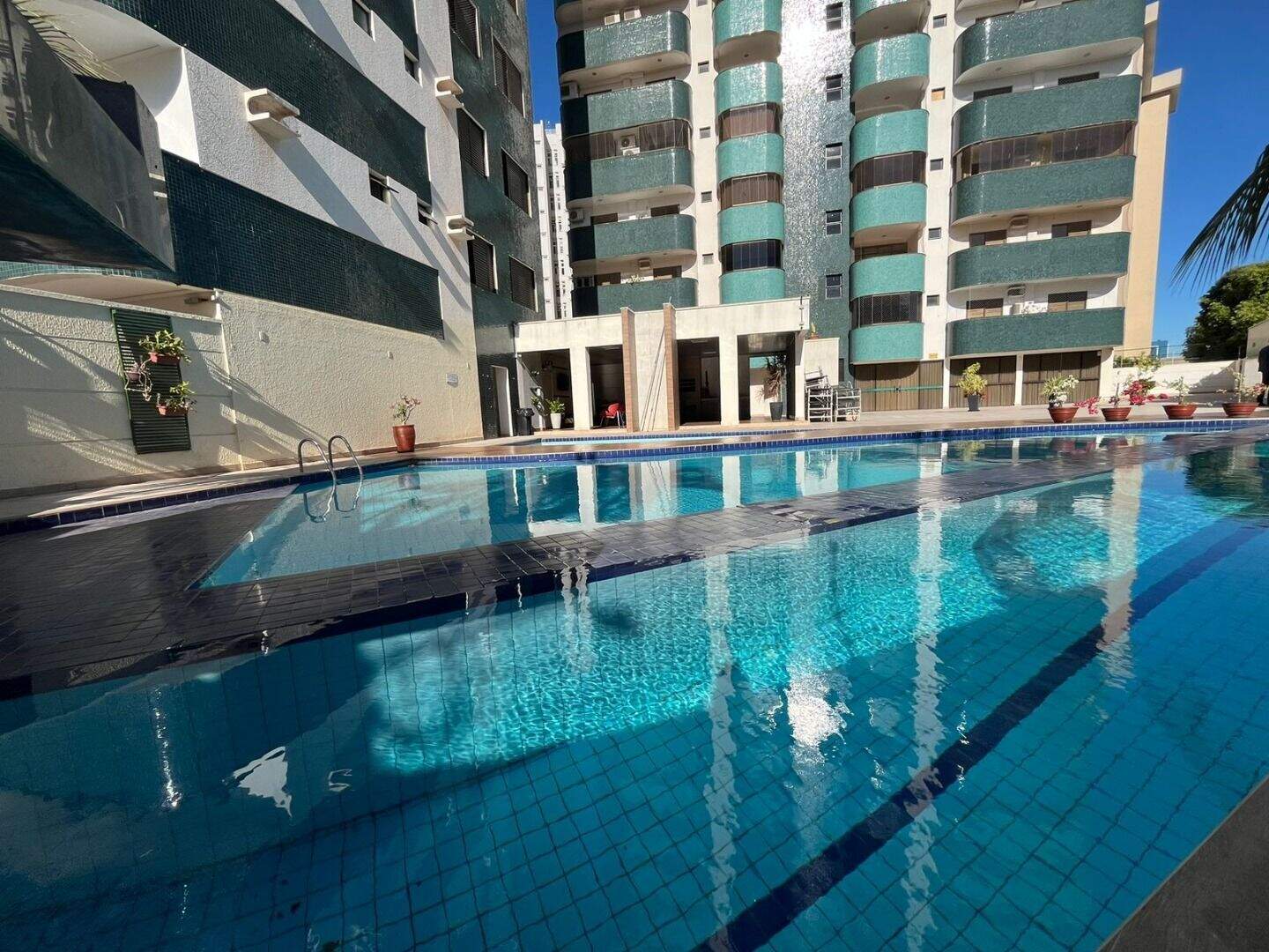 Apartamento para aluguel no Plano Diretor Sul: 