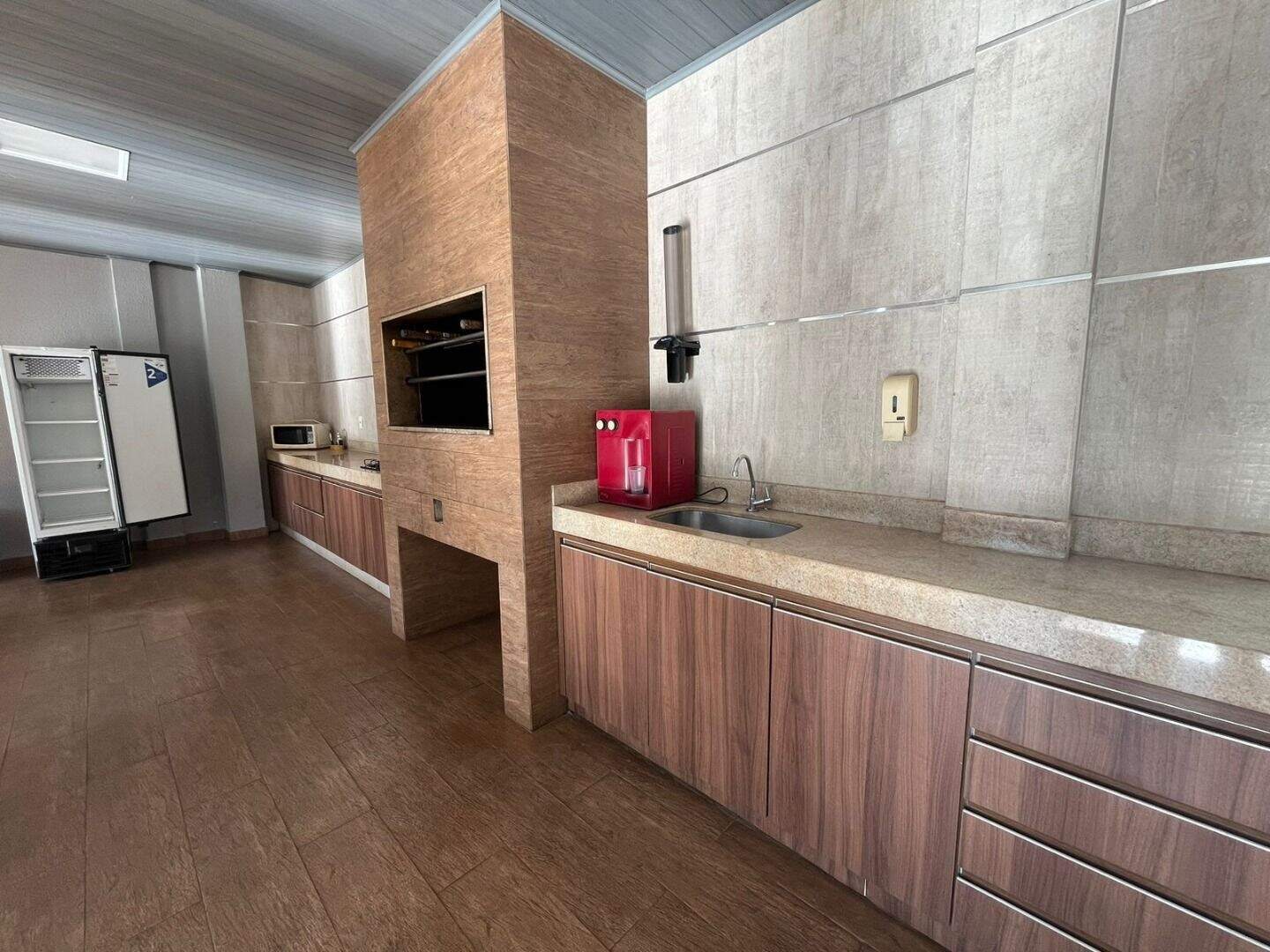 Apartamento para aluguel no Plano Diretor Sul: 