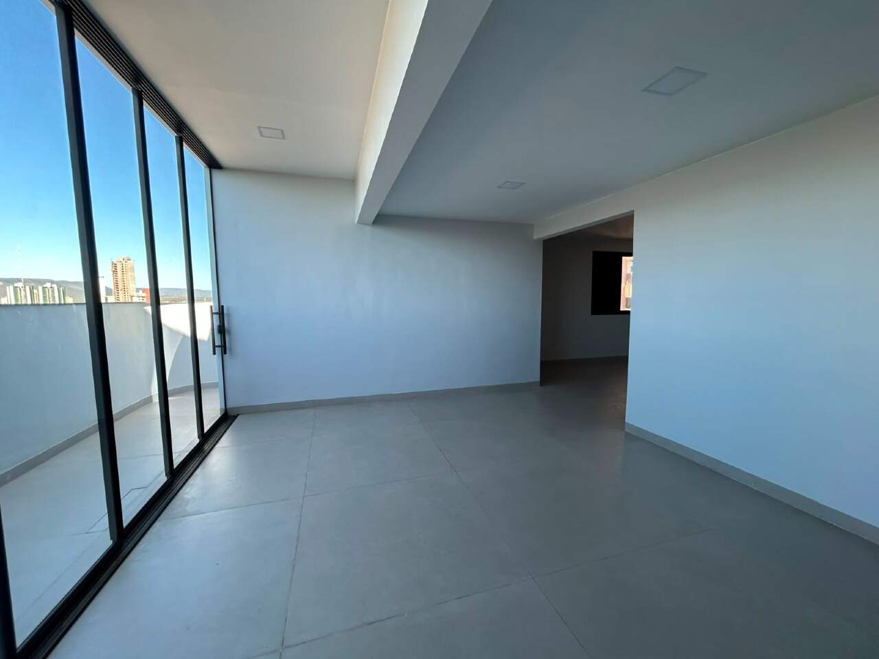 Apartamento para aluguel no Plano Diretor Sul: 