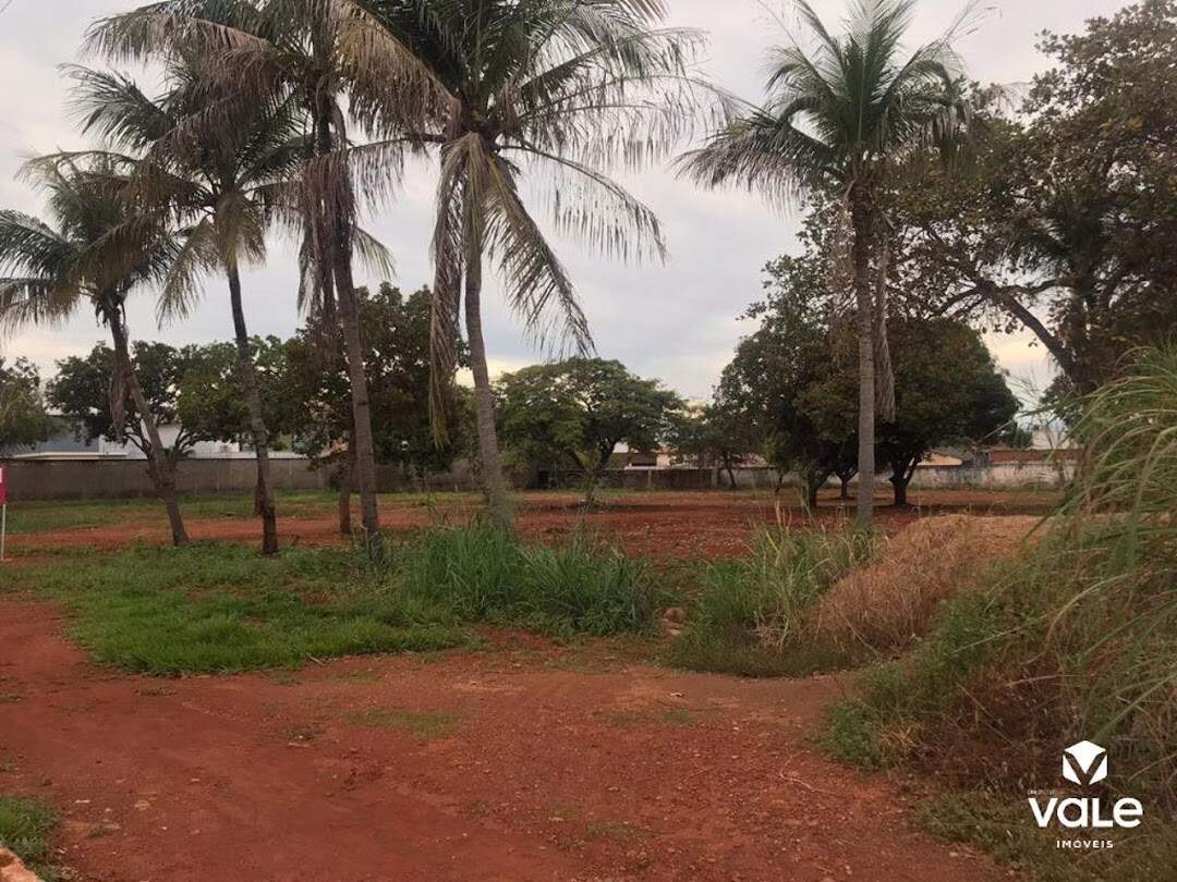 Área à venda no Plano Diretor Sul: 