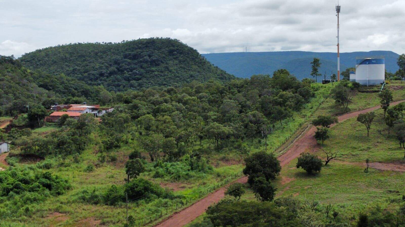 Área à venda no Centro (Taquaralto): 