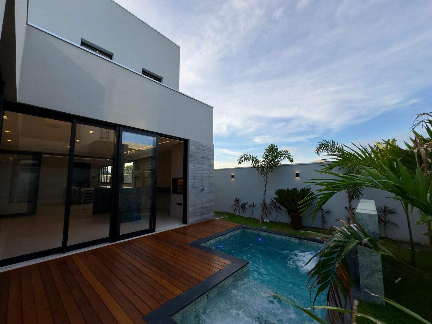 Casa à venda no Plano Diretor Sul: 