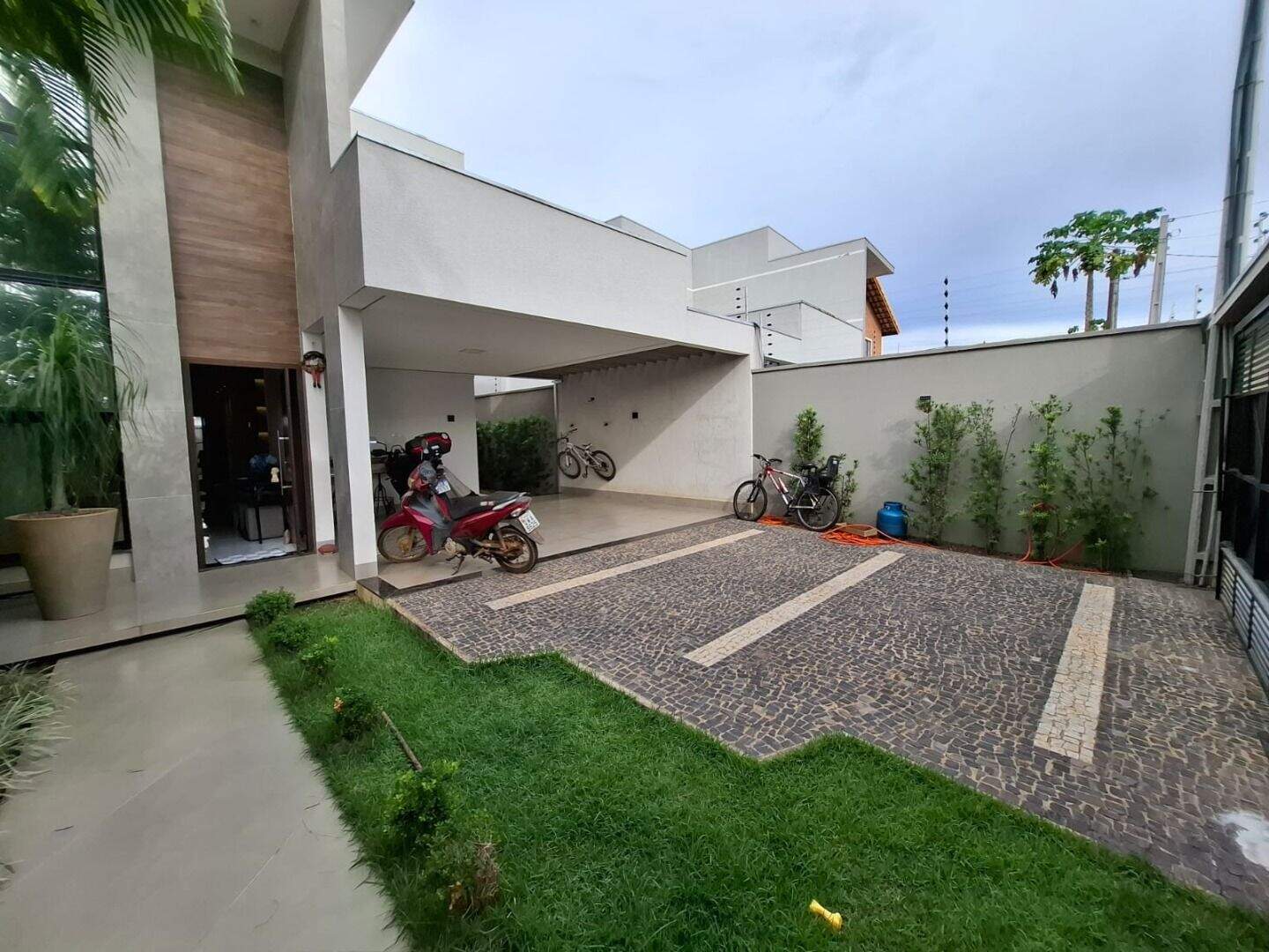 Casa à venda no Plano Diretor Sul: 