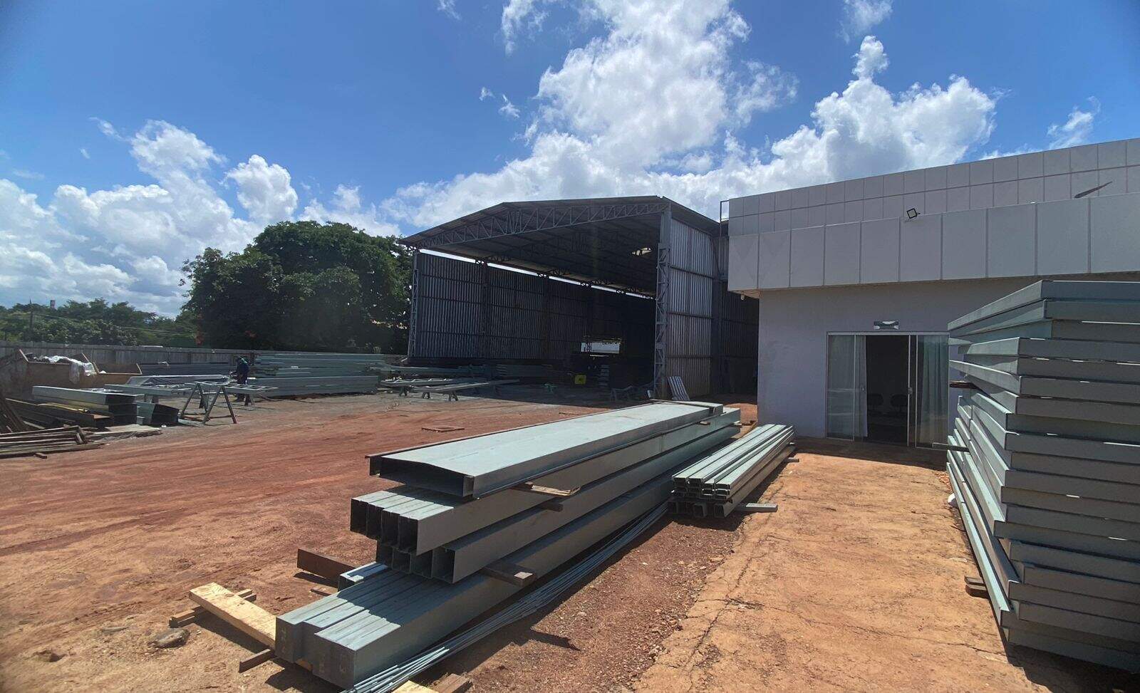 Galpão para aluguel no Plano Diretor Sul: 