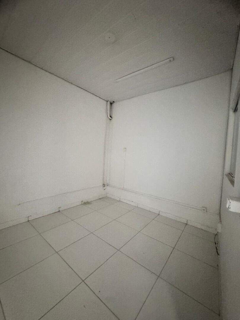 Galpão para aluguel no Plano Diretor Sul: 