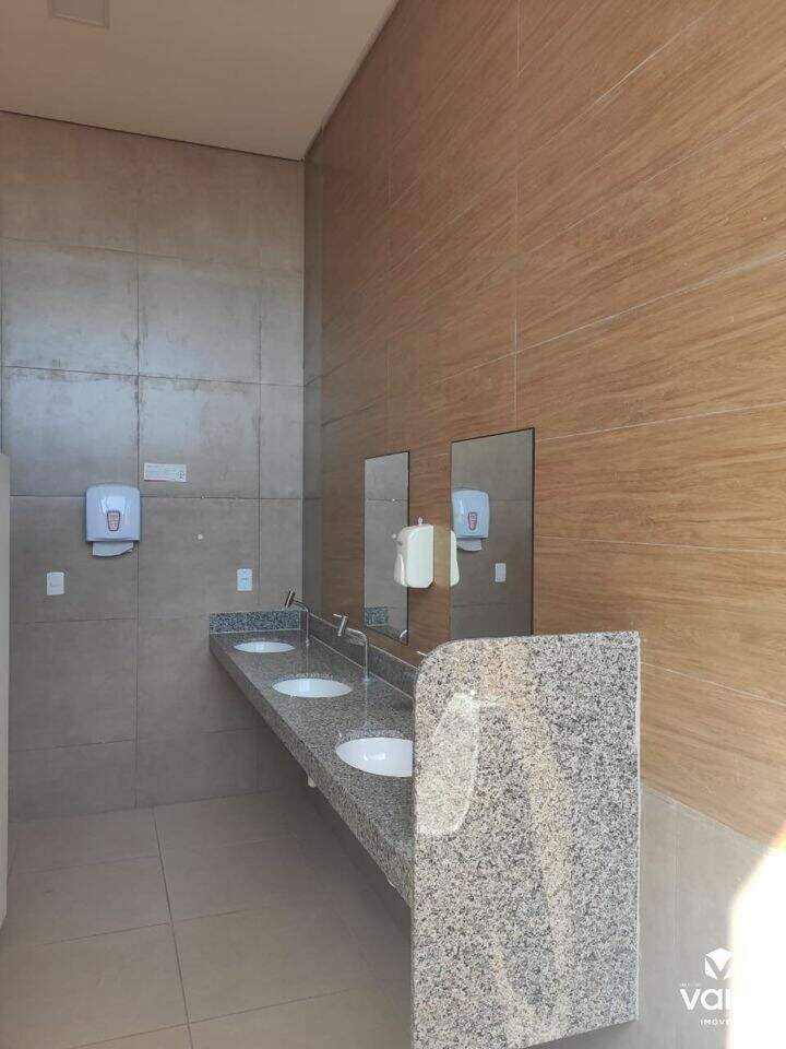 Sala à venda no Plano Diretor Norte: 