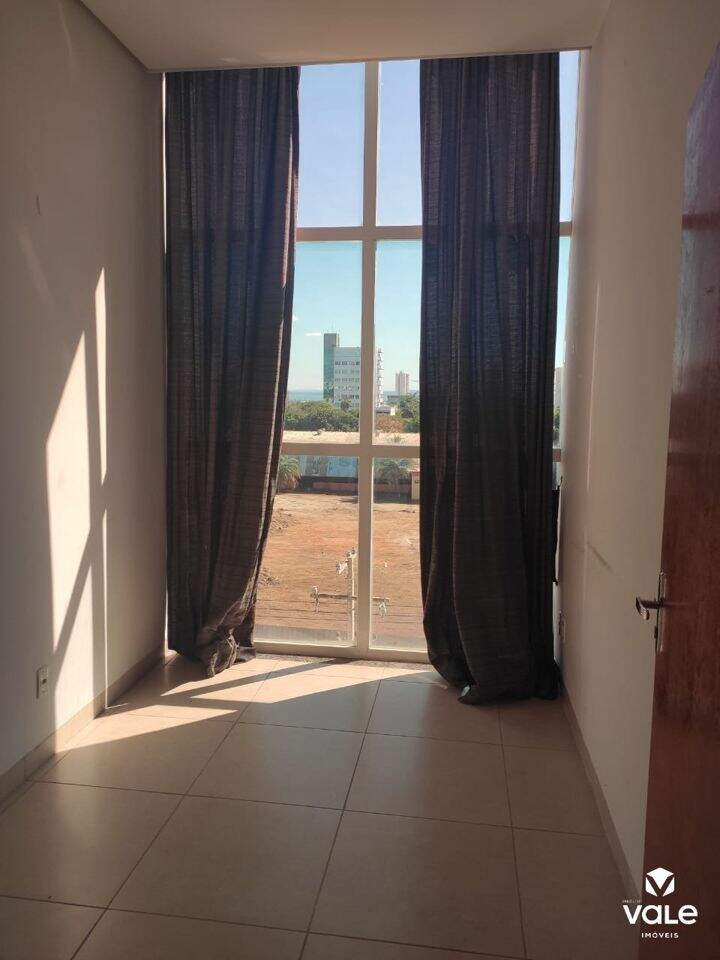 Sala à venda no Plano Diretor Norte: 