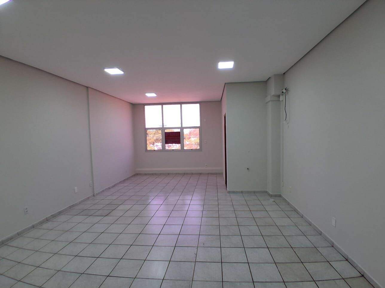 Sala para aluguel no Plano Diretor Norte: 