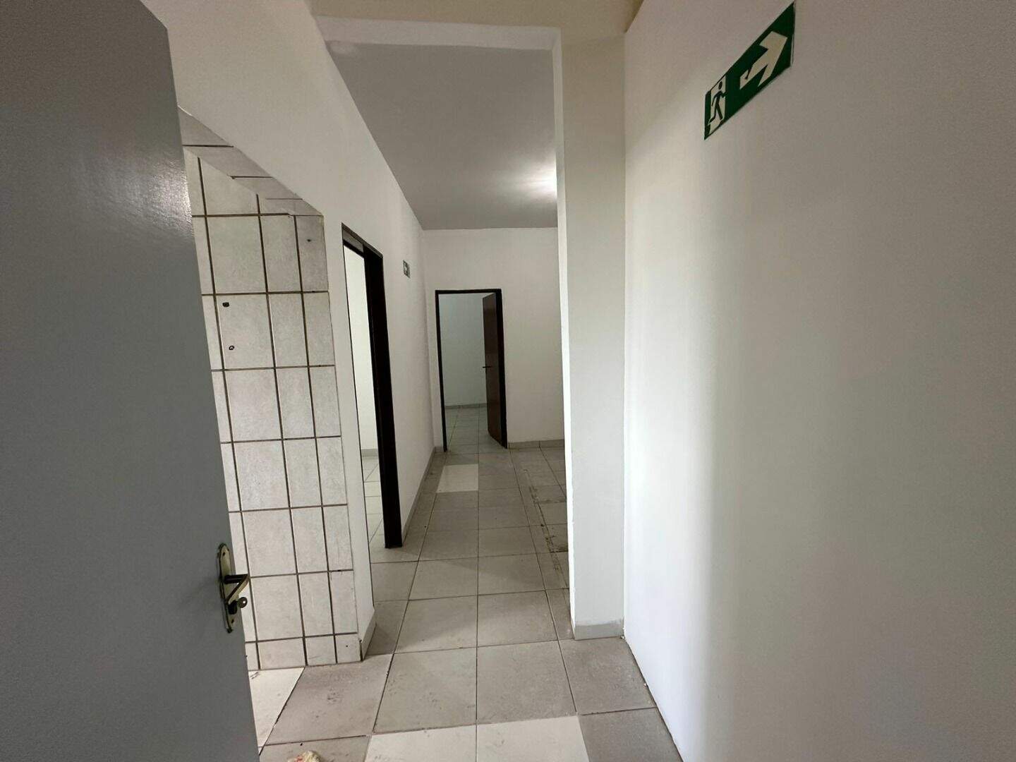 Sala para aluguel no Plano Diretor Sul: 