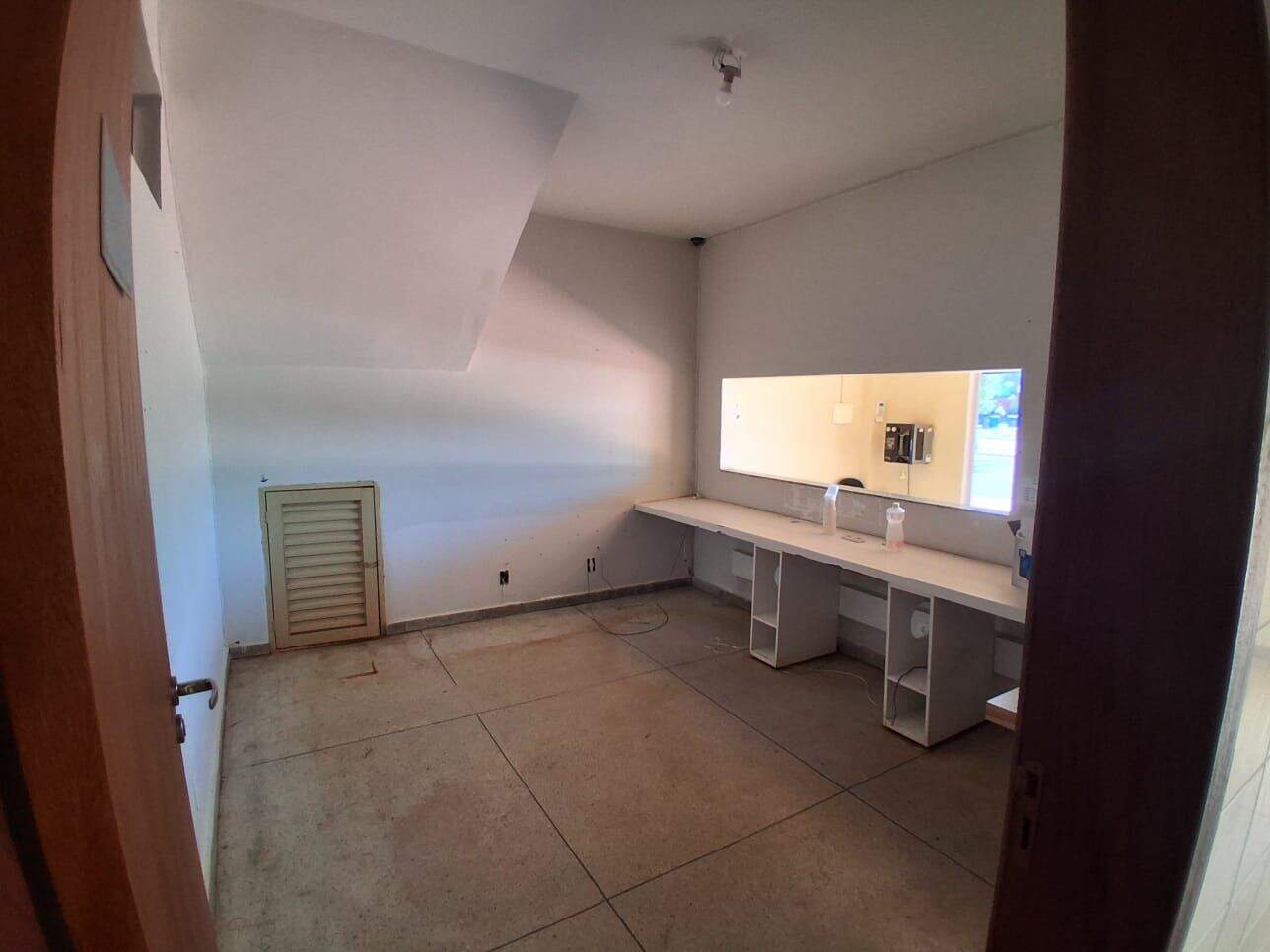 Sala para aluguel no Plano Diretor Sul: 