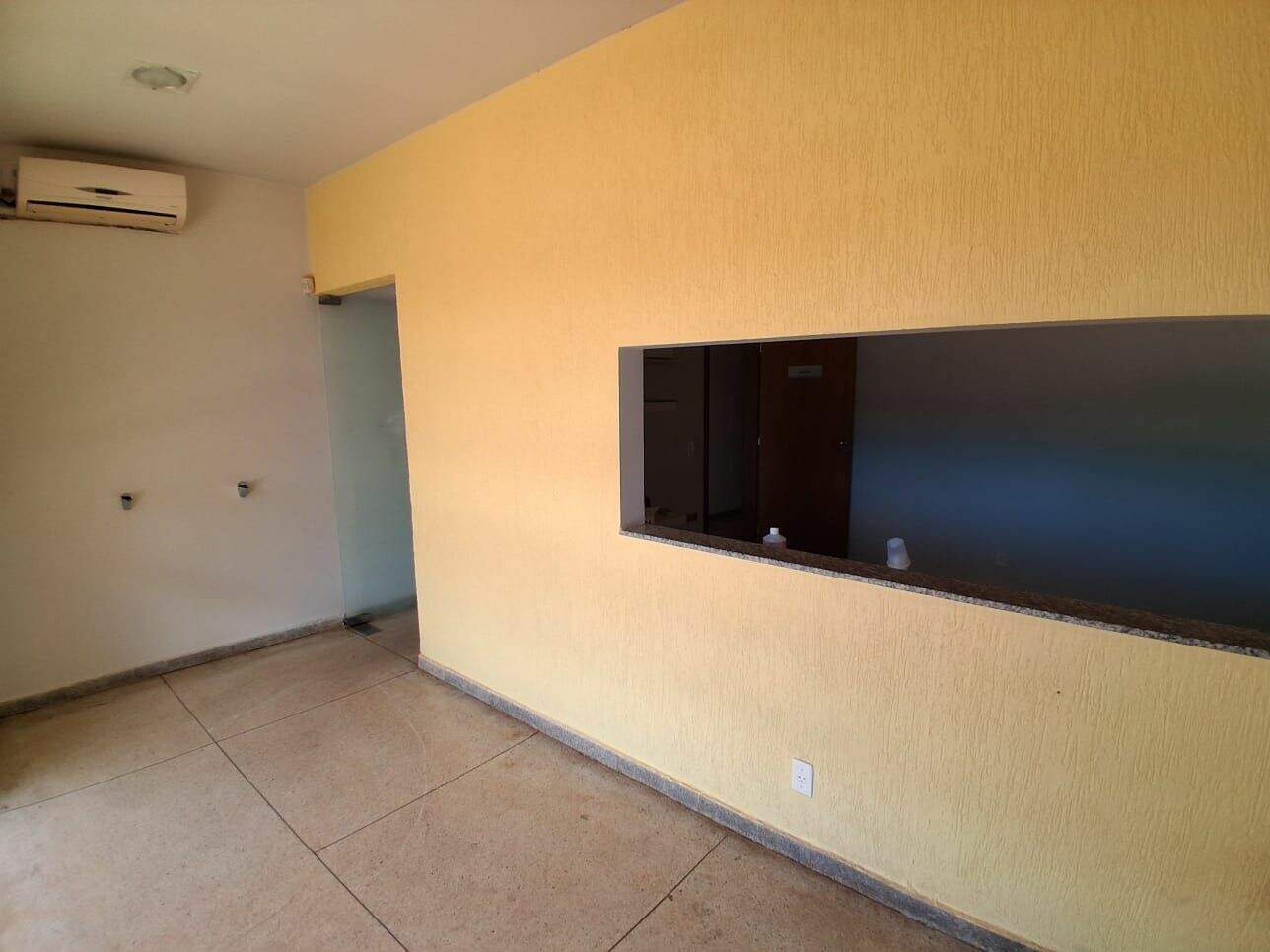 Sala para aluguel no Plano Diretor Sul: 