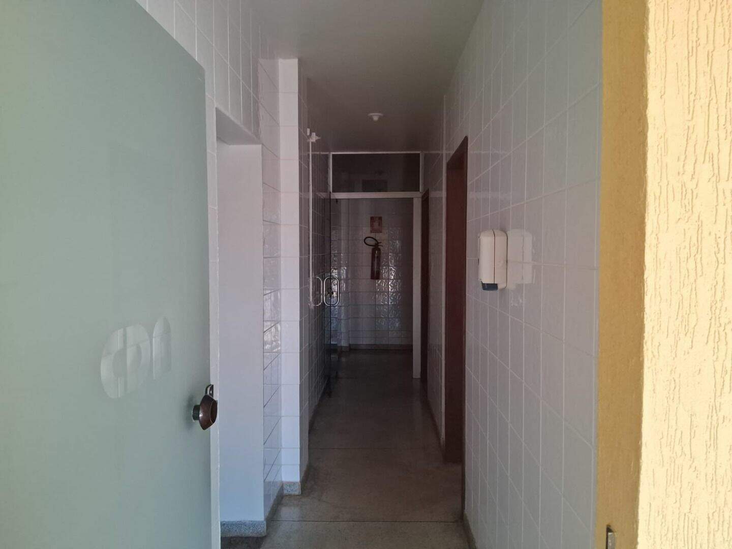 Sala para aluguel no Plano Diretor Sul: 