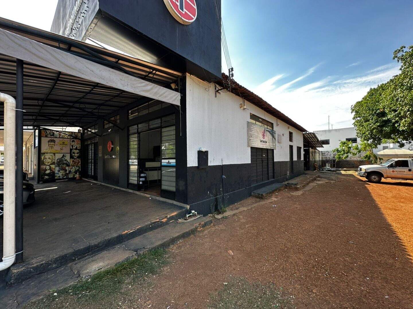Sala à venda no Plano Diretor Sul: 